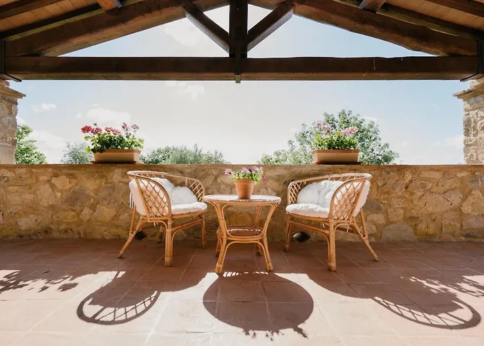 Terenzi Hospitality & Wine * סקאנסאנו