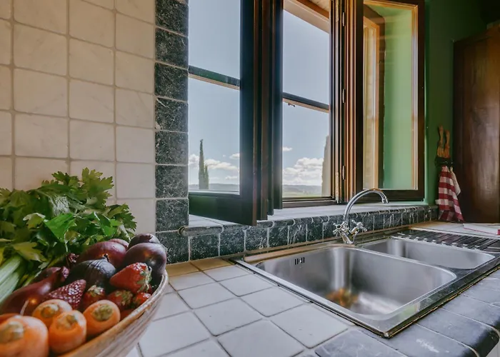 Terenzi Hospitality & Wine בית חווה